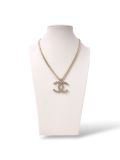 Collier Chanel bijouterie Champagne 