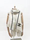 Châle En Cachemire Chanel Blanc Ecru Logo Double CC