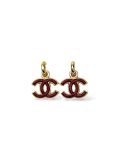 Boucles CC Chanel Pendantes Email Rouge