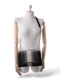 Sac Chanel Boy En Satin Noir et Perles 