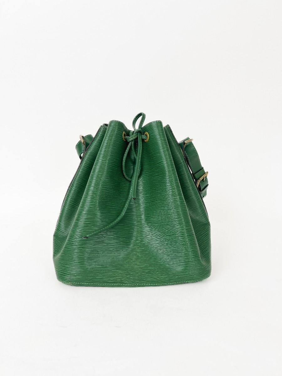 Louis Vuitton Epi Green ハンドバッグ Louis Vuitton Petit Noé Green Epi Leather Bag | Myzah