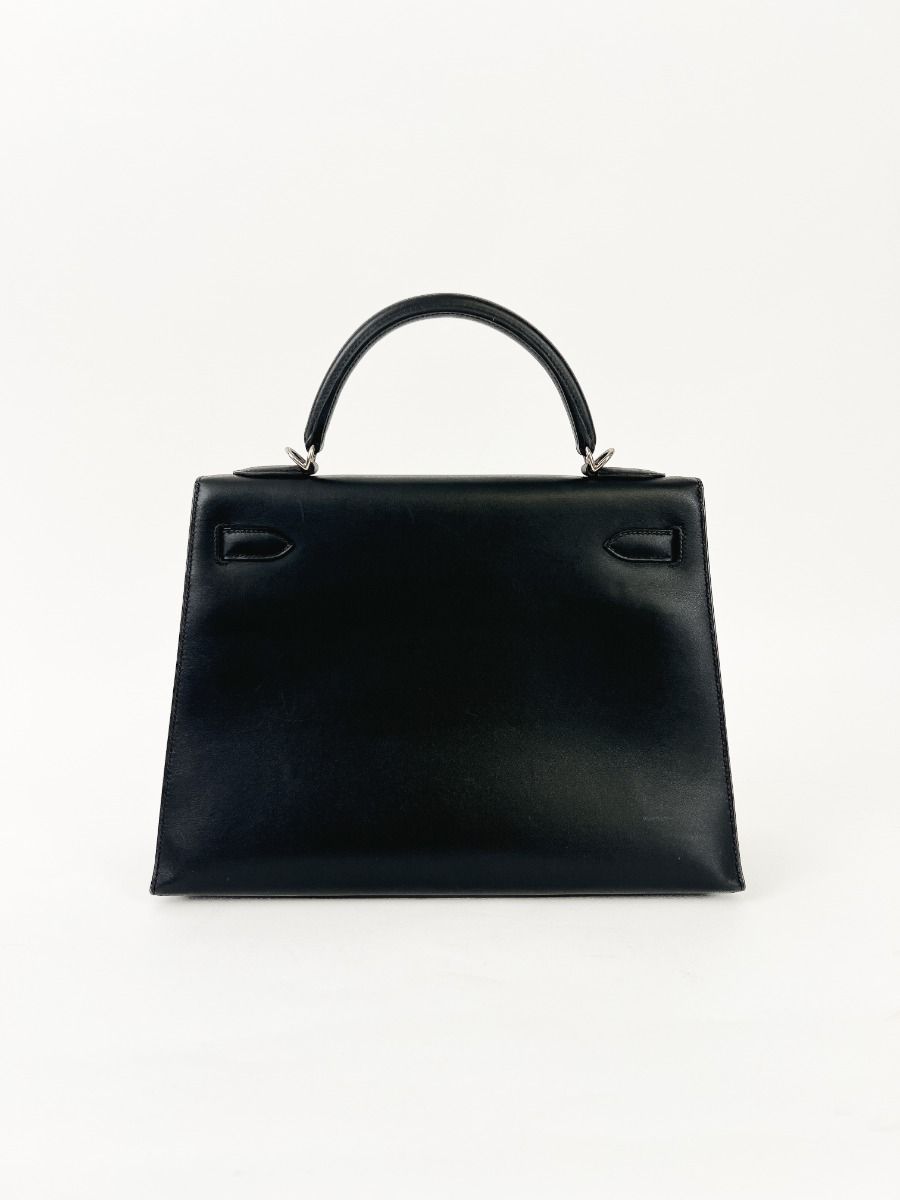 Hermès Kelly 32 Bag in Black Sombrero Leather with Palladium