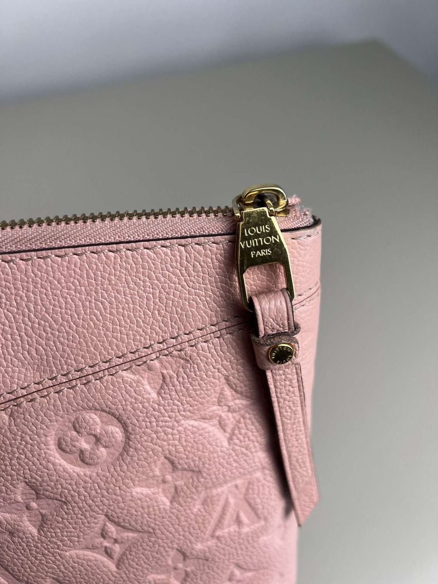 Louis Vuitton Daily Pouch Monogram Empreinte Rose Poudre in