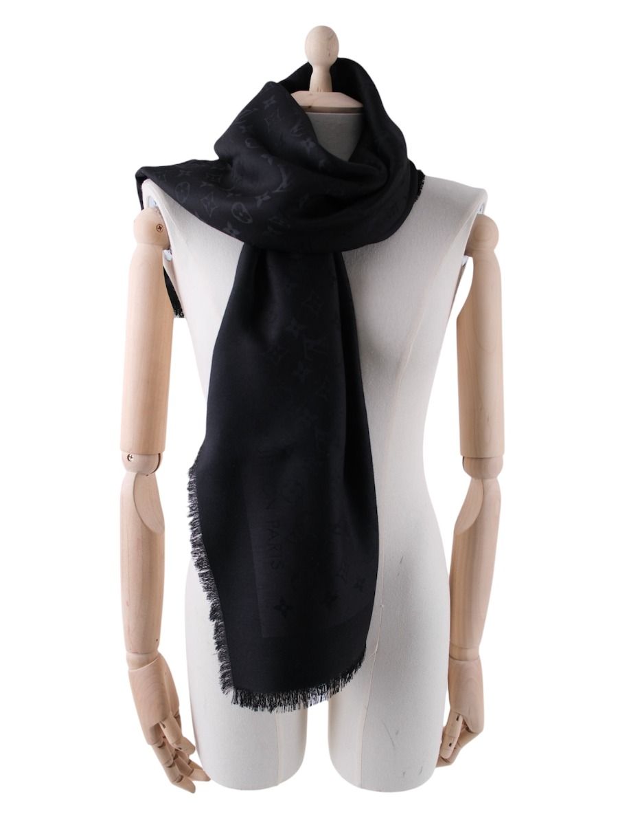 Louis Vuitton Monogram Classic Shawl | Myzah