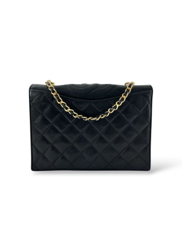Sac Chanel Vintage En Cuir Noir Matelassé 