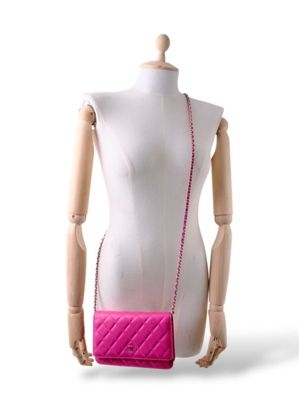 Sac Pochette à Bandoulière Chanel Wallet On Chain En Cuir
