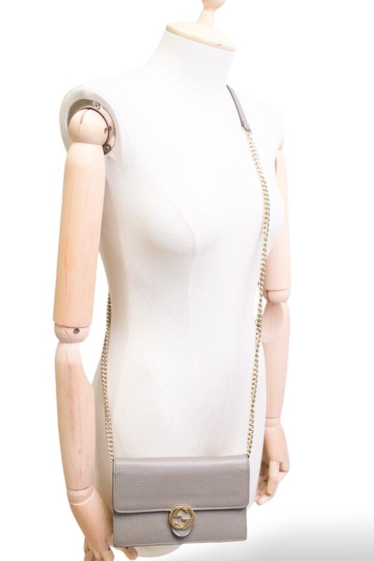 Sac Pochette Gucci Wallet On Chain En Cuir Gris Grainé