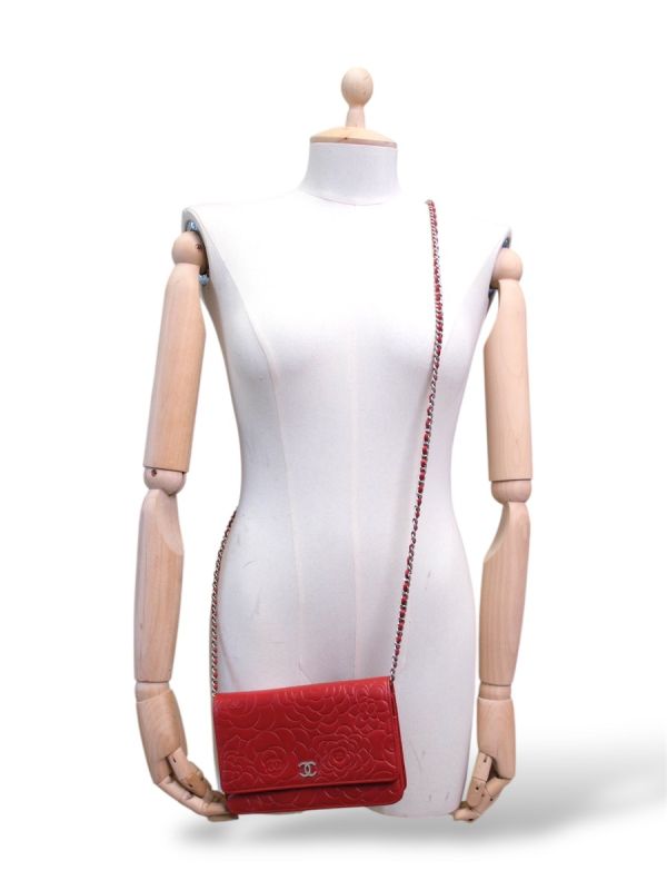 Wallet On Chain Chanel Rouge 