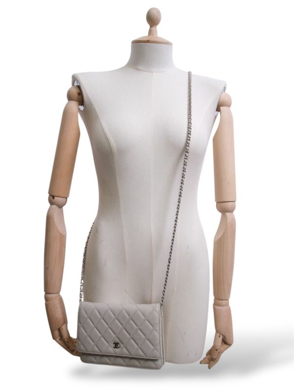 Sac Chanel Wallet On Chain En Cuir D’agneau 