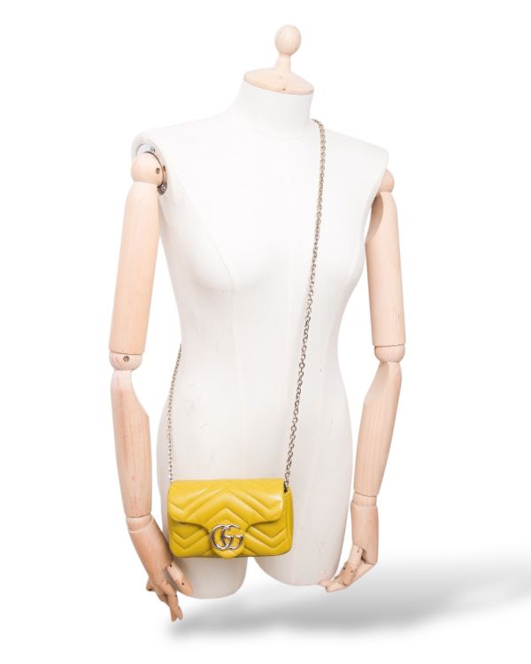 Sac Gucci GG Marmont Mini Format En Cuir Jaune 