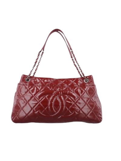 Sac Cabas Chanel En Cuir Vernis Rouge