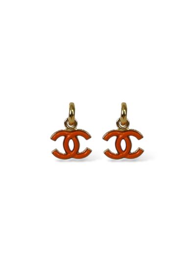 Boucles CC Chanel Pendantes Email Orange