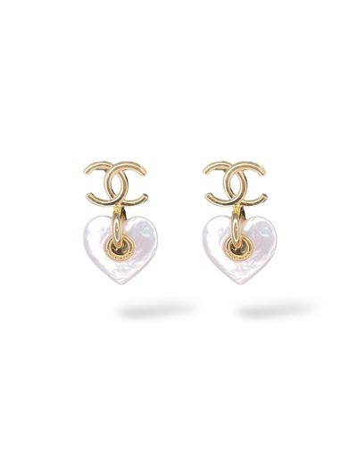 Boucles D'oreilles Chanel Pendantes Coeur Blanc 