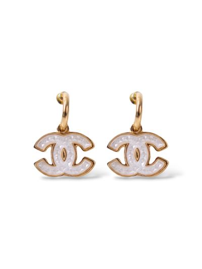 Boucles D'oreilles Chanel Double CC Matelassé Blanc Dorée 