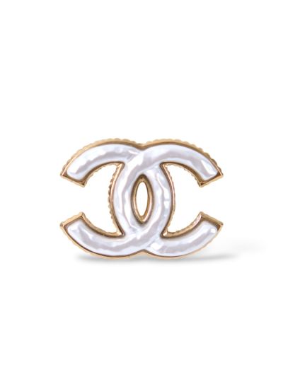 Broche Chanel CC Nacrée Blanc Et Dorée 