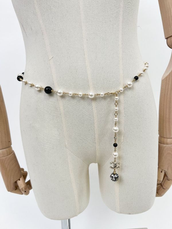 Ceinture/Sautoir Chanel À Perles Et Strass
