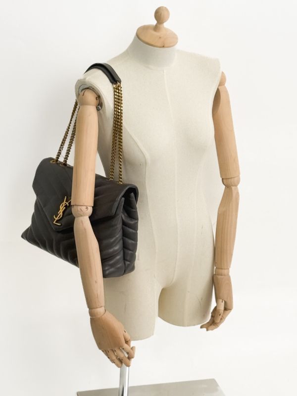 Sac Saint Laurent GM Loulou En Cuir Chevron Gris