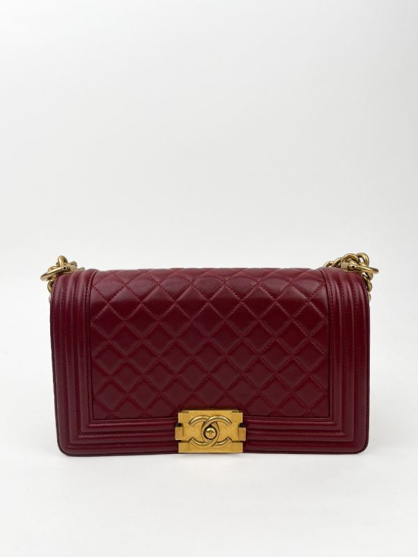 Sac à Main Chanel Boy en Cuir Matelassé Rouge Foncé