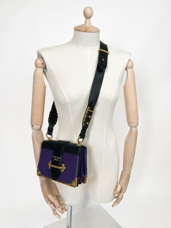 Sac Bandoulière Prada Cahier En Cuir Violet