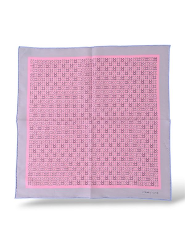 Gavroche Hermès Vintage En Soie Rose 