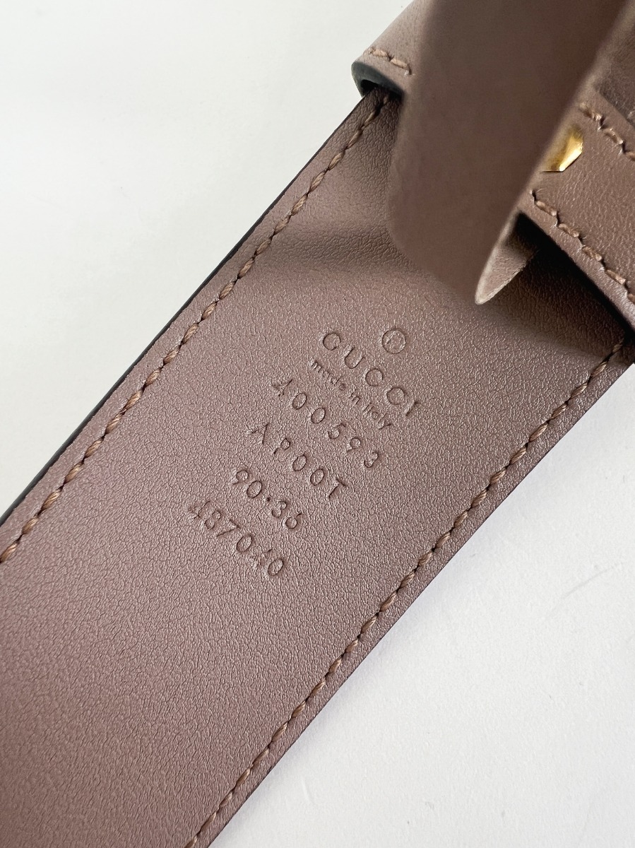 Gucci Nude Leather Belt with Aged Gold GG Buckle 90cm | Myzah display picture 1
